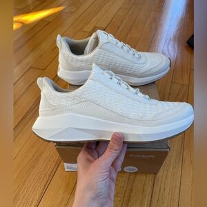 Dr. Scholls Hannah Slip On Sneakers - size 9